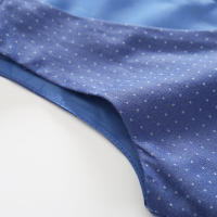 Conjunto de tres piezas de moda infantil para otoño: chaleco, traje formal para niños, cárdigan de manga larga de algodón con boutonniere. - details 9