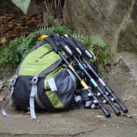 Bastón de Senderismo Telescópico KODENOR de Aluminio 3 Secciones con Bloqueo Exterior para Escalada y Camping - details 1