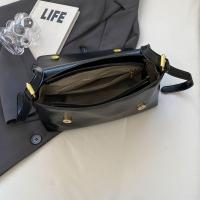 Bolso Cuadrado Negro Elegante Cierre Magnético Lining de Poliéster Duradero Borde de Aceite - details 2
