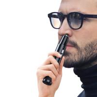 Una mini afeitadora eléctrica multiusos para hombres con carga USB - details 5