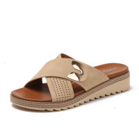 Zapatillas de sandalias para mujer, ropa de verano al aire libre, nuevas sandalias de playa y pendiente antideslizantes de metal de moda - details 1