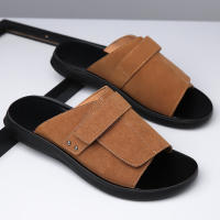 Zapatillas de verano 2025 nuevas, modernas y versátiles, ligeras, para jóvenes, de doble uso, para conducir, de gran tamaño. - details 4