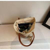 Bolso de hombro único de tejido hueco, nuevo bolso de moda con flecos, bolso de playa estilo vacaciones, bolso de paja de bloques de color - details 6