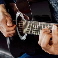 Pack de guitarra clásica española de tamaño 1/4 para niños XF de 3rd Avenue, Guitarra acústica con cuerdas de nylon, funda de transporte, cejilla y púas, Natural - details 19