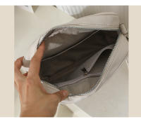 Bolso 2025 nuevo bolso de mensajero de color sólido bolso pequeño para mujer bolso de hombro para mujer bolso cuadrado pequeño - details 3