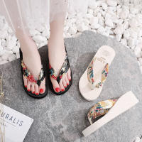 Sandalias de playa para mujer con tacón de cuña antideslizantes y realzadas, adecuadas para caminar por la playa a diario. - details 4