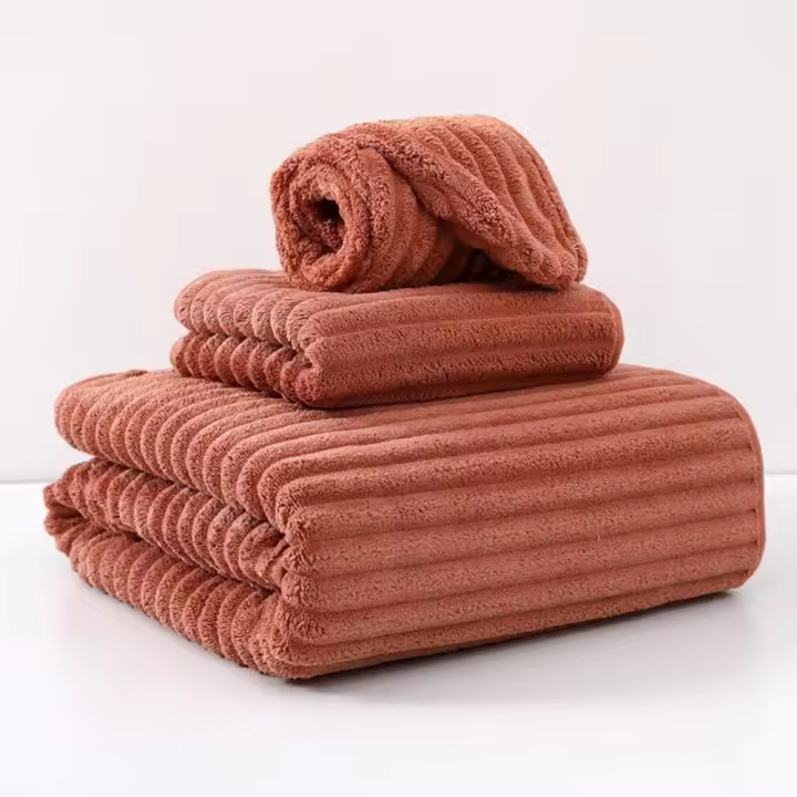 Toalla de baño multiusos con patrón de rayas, forro polar Coral, toalla de playa gruesa absorbente, toalla de piscina suave y agradable para la piel, deportes - 1