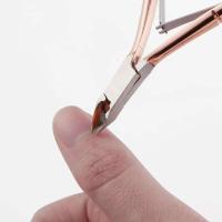 Cortauñas de Manicura Artístico Herramienta de Belleza en Oro Rosa Herramienta de Cuidado de Cutículas Producto de Eliminación de Piel Muerta - details 1