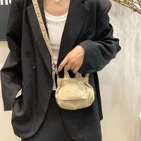 Lindo bolso de hombro de nailon de estilo coreano, pequeño bolso cruzado, bandolera de lona, ​​bolso de bola de masa ligero impermeable, viaje - details 11