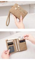 Cartera pequeña y plegable con cremallera doble, billetera corta con correa para la muñeca, billetera portátil de cuero PU para mujer - details 14