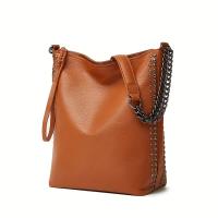 Bolso tote de moda para mujer, bolso bandolera informal con remaches de gran capacidad estilo Punk Y2K, adecuado para uso diario - details 1