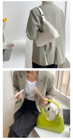 Bolso de mano para mujer, hombro de moda con sensación de alta gama, bolso para axila con forma de PU para mujer - details 11