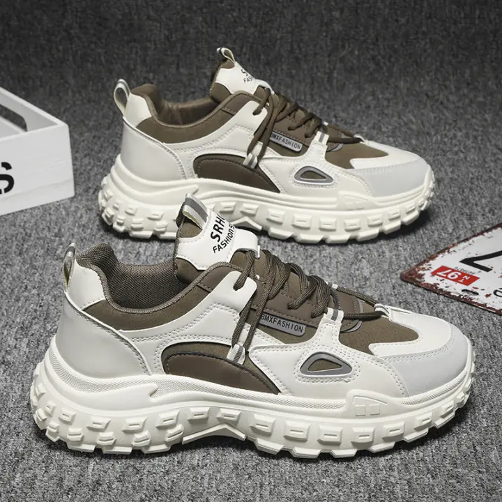 Las celebridades de Internet usan zapatos con neumáticos de suela gruesa, zapatos casuales de moda y zapatillas de deporte versátiles estilo Hong Kong. - 1