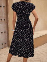 Vestido estampado de verano 2025, nuevo, elegante, para mujer, con cuello en V, lazo en la cintura y mangas con volantes. - details 1