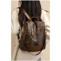 2025 nueva tendencia de moda mochila con estampado de leopardo simple mochila antirrobo de gran capacidad de viaje versátil informal para mujer - details 22