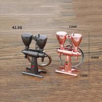 Llavero de Metal 3D creativo con forma de cafetera, Mini llavero con mango de café, llavero creativo con forma de jarra Moka, colgante pequeño - details 3