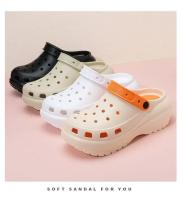 Pantuflas de verano para mujer 2025, nuevas, suaves, lindas, de dibujos animados, con suela gruesa antideslizante, para parejas, para pisar la mierda. - details 1