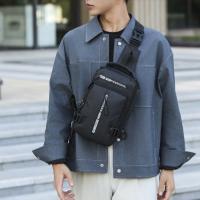 Bolso de pecho con múltiples bolsillos para hombre, bolso de hombro con carga USB, bolso de mensajes deportivo, bolso cruzado multifunción de gran capacidad para correr - details 19