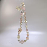 Lindo lazo de cristal con cuentas de flores, correa para teléfono, cadena con nudo, cordón para teléfono móvil, llavero, bolso de niña, colgante para cámara para funda de Airpods - details 0