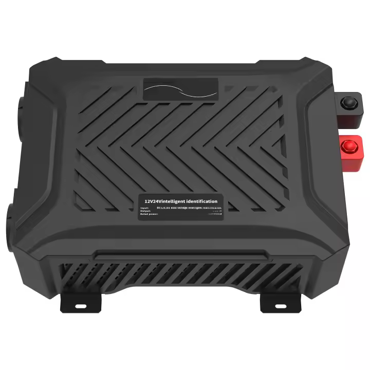 DATOUBOSS Convertidor de Voltaje Universal 12V/24V a 230V Inversor de Onda Seno Pura - 1