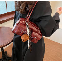 Versión coreana retro de un solo hombro, bolso axilar de gran capacidad, bolso baguette para viajes diarios, bolso Boston, bolso de almohada para mujer - details 4