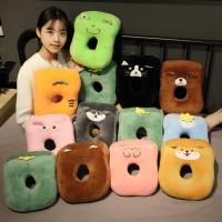 Cómoda almohada de felpa para siesta con dibujos animados, Agujero hueco, patrón de animales, almohada de descanso para escritorio, almohada para dormir reparador resistente al desgaste para oficina - details 4