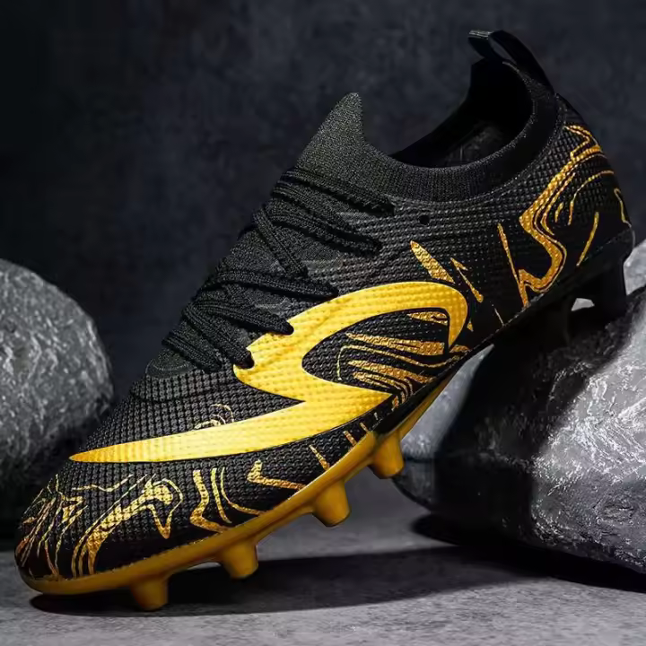 Botas de fútbol profesionales para hombre, diseño popular, medias cómodas transpirables y antideslizantes para compras deportivas de verano - 1