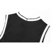 Vestido corto de satén negro sin mangas con cuello redondo y contraste alto para mujer - details 8