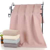 Toalla de baño de gasa con capa de remolino de aire, toalla de baño absorbente suave para adultos, toalla de baño de playa - details 1