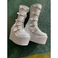 Cuñas góticas de moda para mujer, zapatos con hebilla de talla grande 43, botas de moto con plataforma gruesa rosa brillante, 2021 - details 9