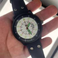 Reloj de lujo Premium para Hombre, marca XINEW, relojes para Hombre, correa de cuero de moda, relojes de pulsera de cuarzo con fecha deportiva Simple, relojes masculinos 2024 - details 5