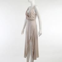 Vestido verde para mujer con cinturón, lazo en la espalda y abertura hueca. - details 2