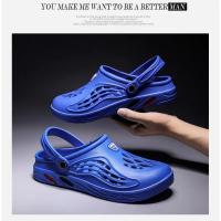 Sandalias ligeras de EVA para hombre, zapatos informales con agujeros, zuecos para amantes del jardín en casa, zapatillas planas de playa al aire libre, talla grande 49 - details 13