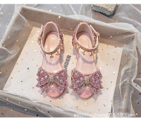 Los nuevos zapatos de princesa de cristal con tacón alto para niños muestran el espectáculo de las sandalias del anfitrión del escenario. - details 19
