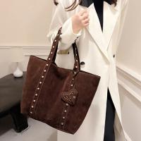 Bolso de mano con remaches para mujer, bolsa de hombro con diseño de nicho, a la moda, para otoño e invierno, 2024 - details 7