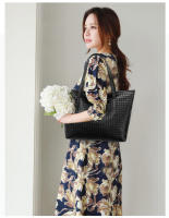 Bolso de mano informal de tela con capacidad para hombro para mujer, bolsa de compras sencilla y grande, a la moda, novedad de 2025 - details 4