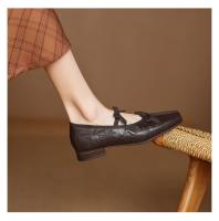 Nueva piel de oveja cabeza cuadrada estilo retro pequeños zapatos de cuero arco pedal boca poco profunda Mary Jane zapatos individuales - details 6