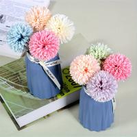 Ramo de Crisantemo Artificial 5 Piezas de Bolas Blancas Realista para Bodas, Fiestas, Decoración del Hogar u Oficina Regalo Sin Mantenimiento para Ocasiones Especiales - details 2