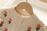 Abrigo de Punto con Bordado Floral para Niñas en Otoño Ropa Exterior Cálida para Niños - details 3