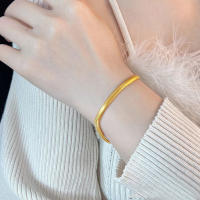 Pulsera hombre y mujer simple y versátil joyería ligero de lujo plano engrosado suave pareja aleación - details 5