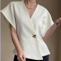 Chaleco Asimétrico para Mujer TRE Estilo Francés, Mangas Caídas, Botones de Cintura, Top sin Mangas Blanco - details 5