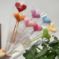 Ramo de Flores Falsas de Crochet Hecho a Mano Rosa Tulipanes Dáisí Decoración de Hogar Luz y Fuerza - details 12