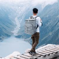 Mochila aislante para 28 latas, mochila ligera a prueba de fugas para hombres y mujeres para trabajar, picnics, senderismo, playa - details 5