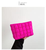 Bolso De Maquillaje Para Mujer Padded Quilted Gran Organizador De Cosméticos Bolsa De Almacenamiento De Maquillaje Puffer Estuche De Belleza Clutch Handbag - details 4