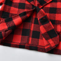 Conjunto de tres piezas para niños: blazer a cuadros, vestido tipo cárdigan de algodón de manga larga y pantalones con tirantes. - details 7