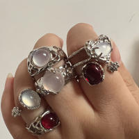 Anillo ovalado rojo de Color plateado Vintage para mujer anillo de lujo de piedra Natural Irregular elegante a la moda regalo de joyería estética Y2K para mujer - details 5