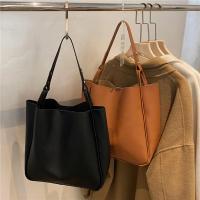 Bolso de hombro sencillo para mujer, bolsa de mano Retro de gran capacidad, de cuero Pu, Color sólido, 2025 - details 0