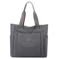 Casual bolso de las mujeres 2025 verano nueva moda de gran capacidad casual color sólido tela de nylon hombro portátil madre bolsa - details 5