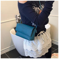 Nuevo bolso de moda de color sólido para las axilas del hombro, bolso de mensajero casual de gran capacidad. - details 9