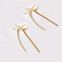 Pendientes de Cadena de Acero Inoxidable Dorado de 18K con Lazo Minimalistas y Dulces para Mujeres - details 2